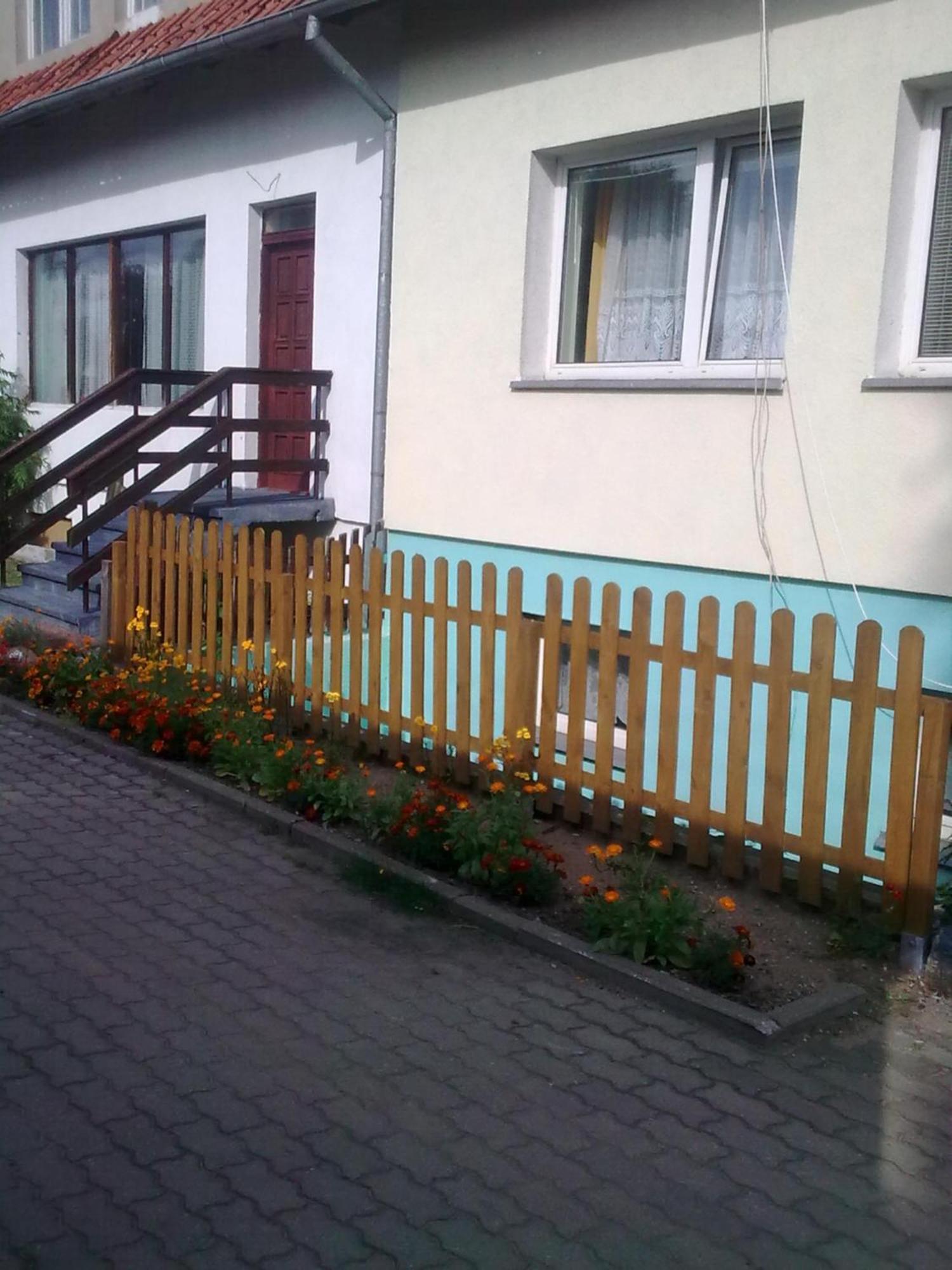 Apartamenty, Pokoje, Noclegi Pracownicze " Skarpa" 维尔卡瑟 外观 照片