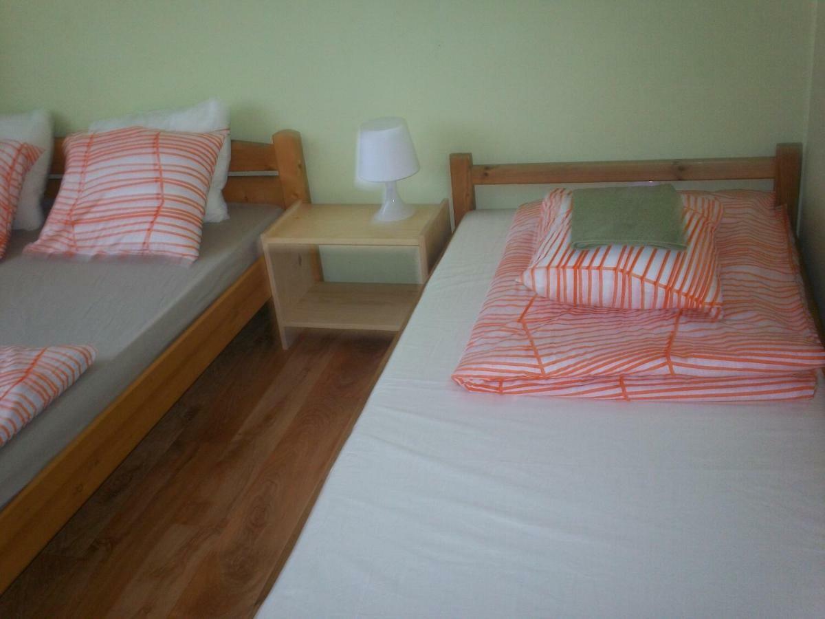 Apartamenty, Pokoje, Noclegi Pracownicze " Skarpa" 维尔卡瑟 外观 照片